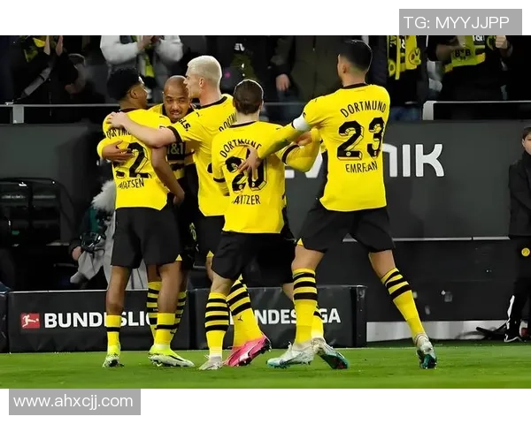 德甲激情对决：多特蒙德大胜阿森纳引发争议判罚热议