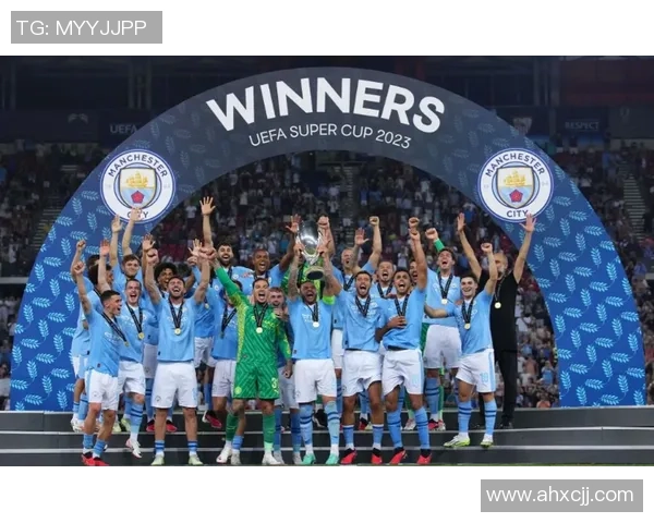 中超精彩对决里昂逆转曼城全场沸腾瞬间回顾集锦