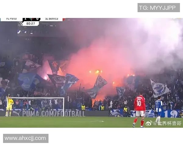 欧冠激战曼联主场狂胜波尔图五球大捷绝杀时刻震撼全场 欧冠激战曼联主场狂胜波尔图五球大捷绝杀时刻震撼全场