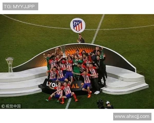 欧联杯激战那不勒斯6-2马竞点球大战引发全场狂欢与转会传闻