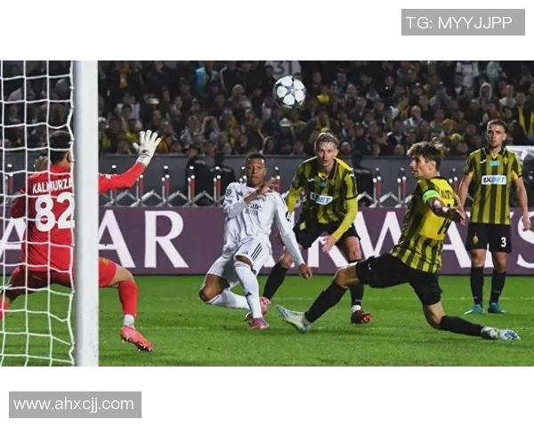 欧冠激战巴萨凭乌龙球逆转热刺全场沸腾精彩集锦回顾