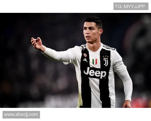 英超精彩对决那不勒斯大胜尤文图斯逆转瞬间引发全场狂欢 英超精彩对决那不勒斯大胜尤文图斯逆转瞬间引发全场狂欢